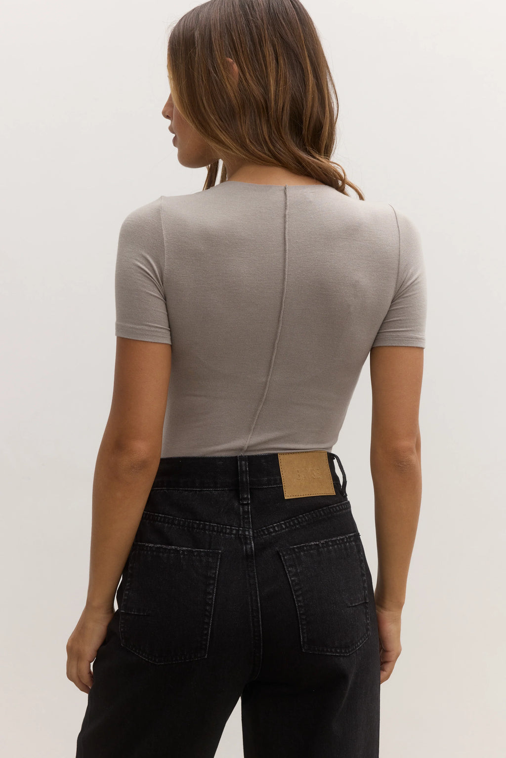 Anisa Tee - Dove Grey