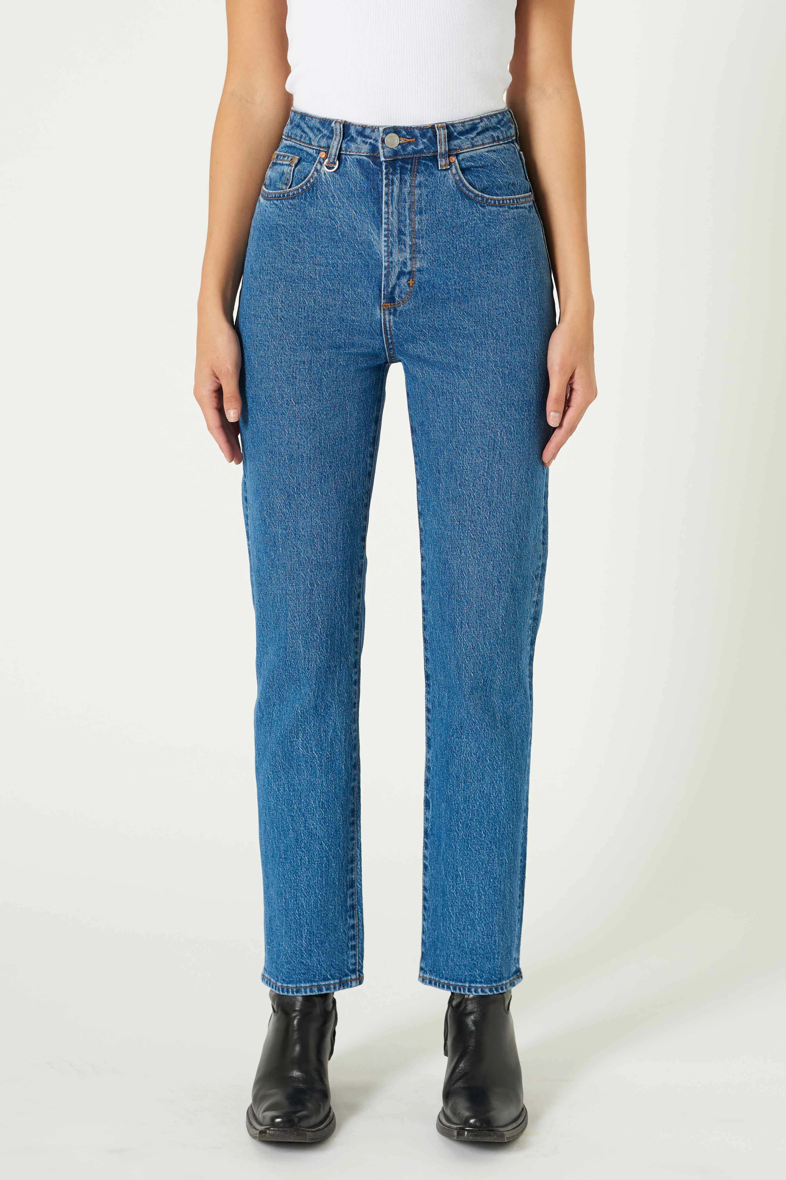 Re/Done store Straight Leg Jeans in Color Saf