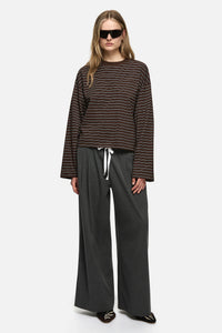 Hana Tee - Brown