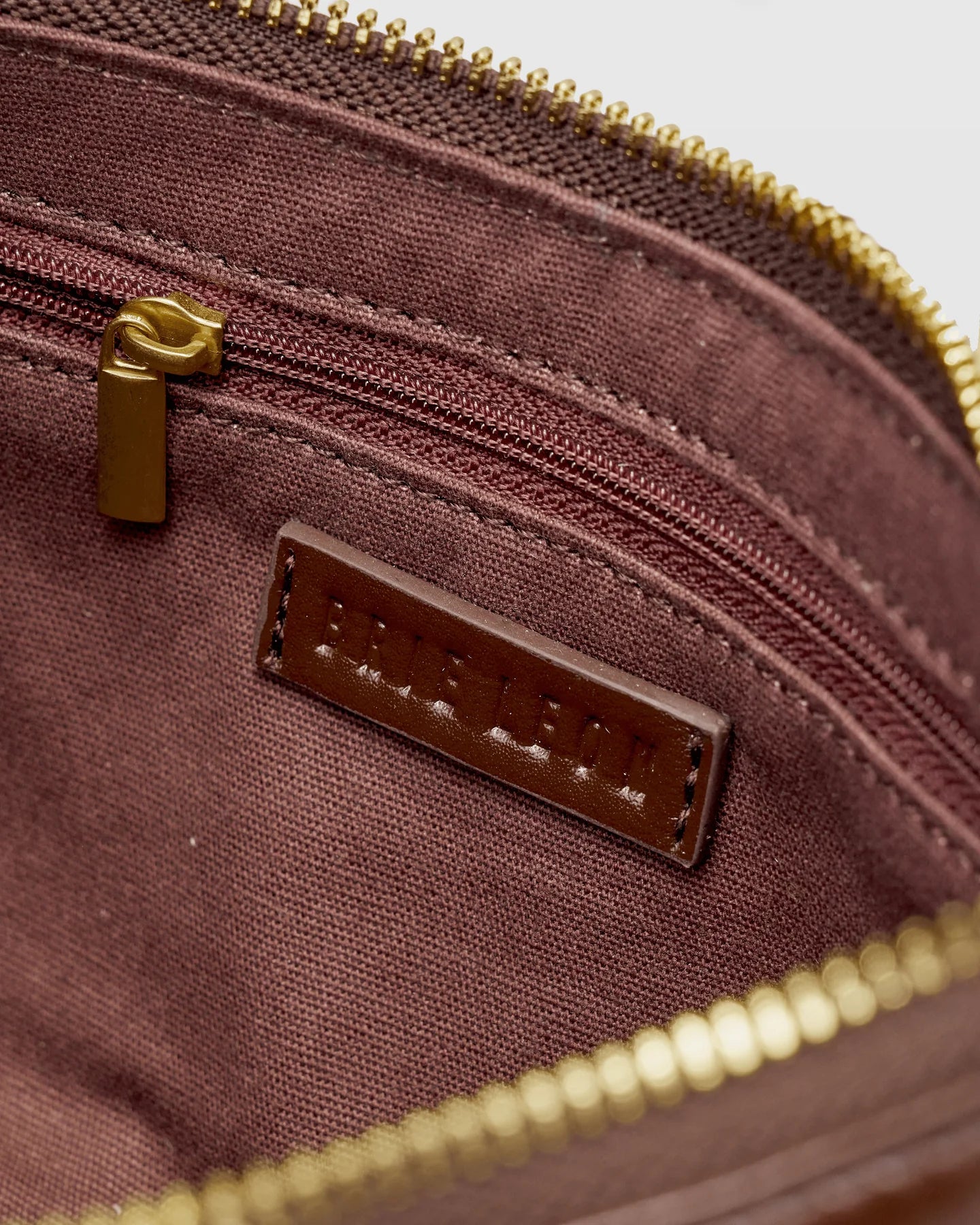 Everyday Baguette Bag - Chocolate