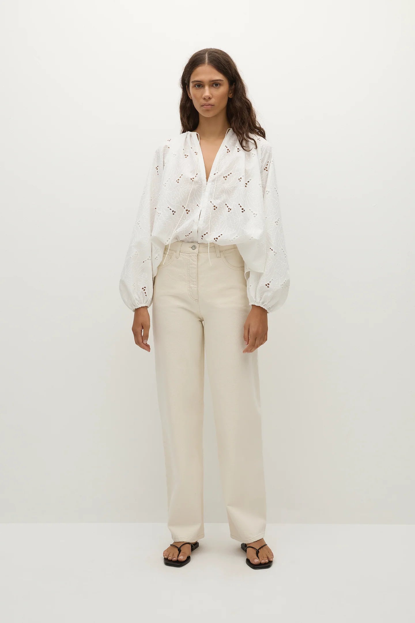 Thora Blouse - Birgitta Broderie/Anglaise White