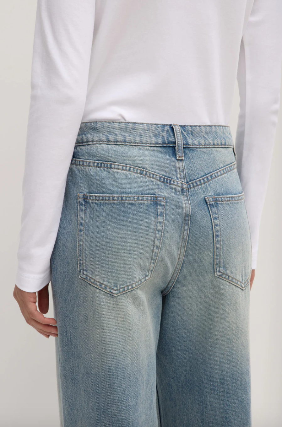 Womens Relaxed Jean - Indigo Fade