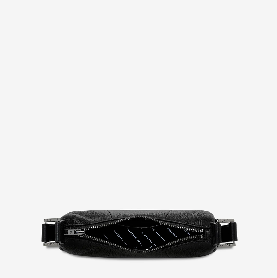 Solus - Black