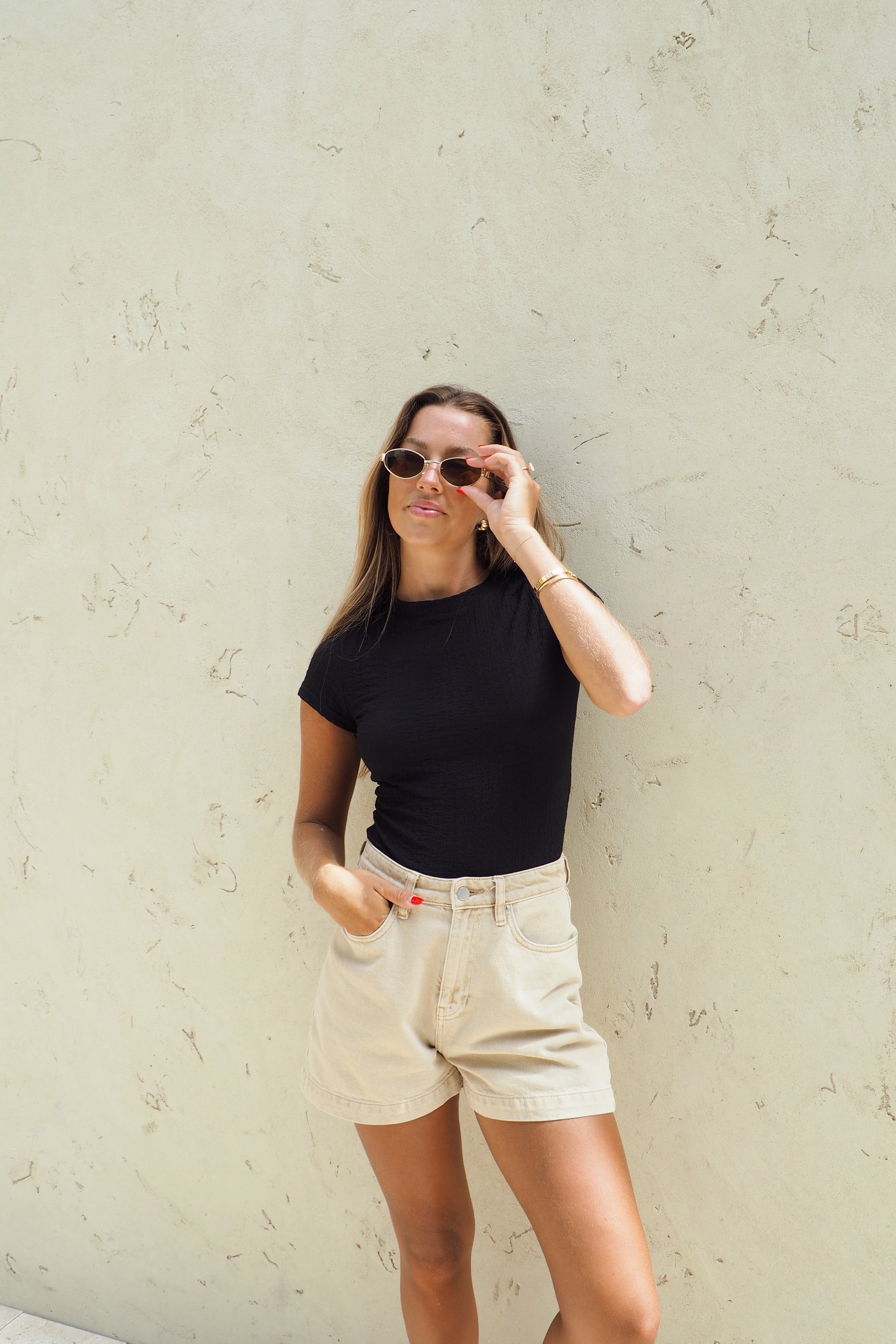 Alma Textured Baby Tee - Black