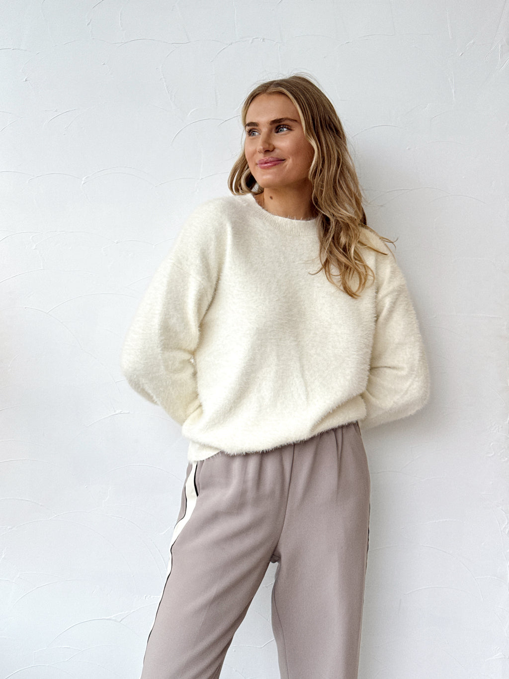 Angelina Knit Jumper - White