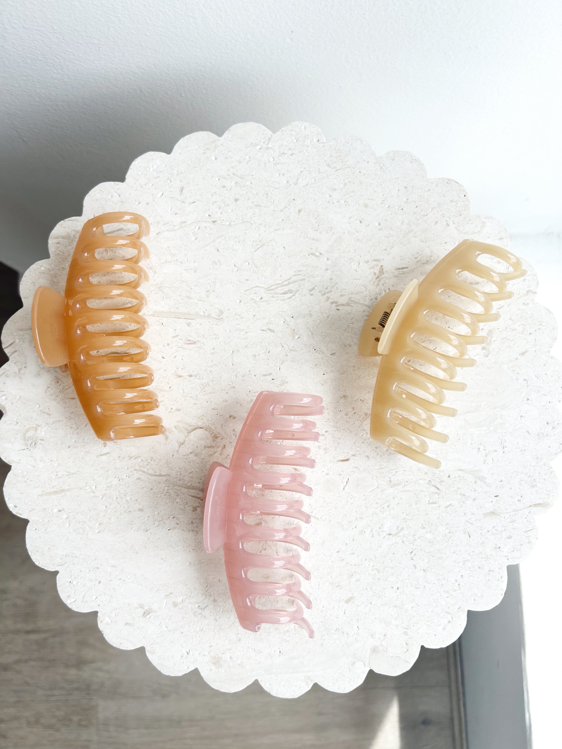 Resort Clip - Peach