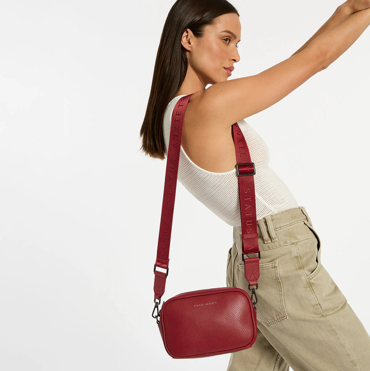 Plunder with Webbed Strap - Rouge
