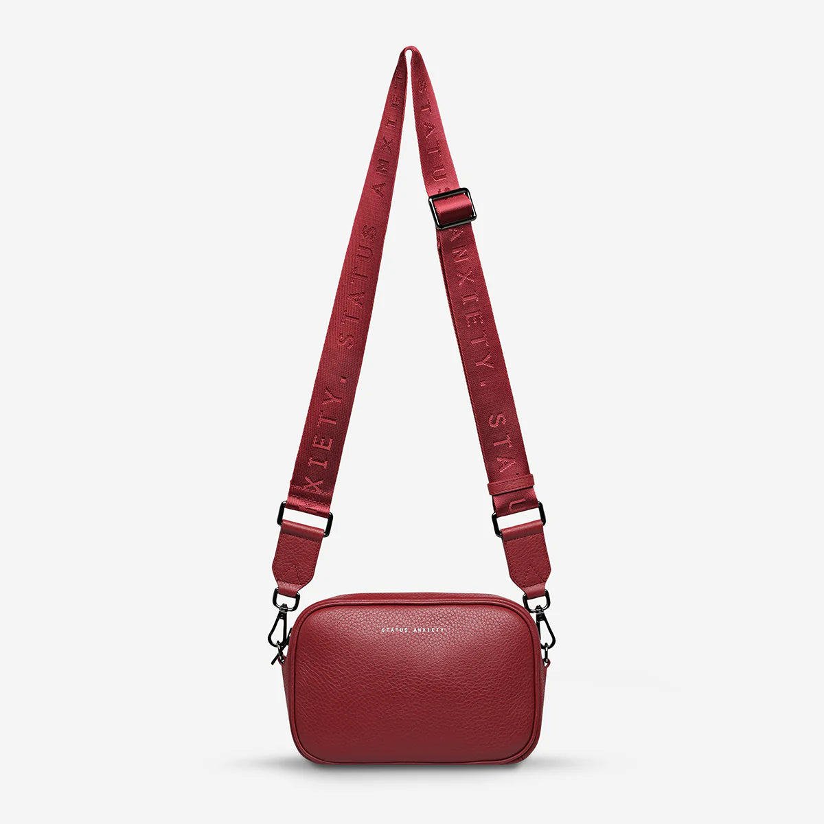 Plunder with Webbed Strap - Rouge
